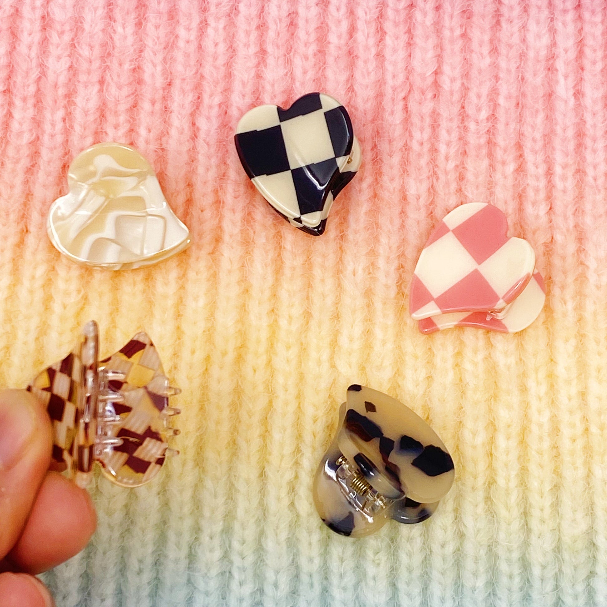 Precious Heart Hair Claw Set