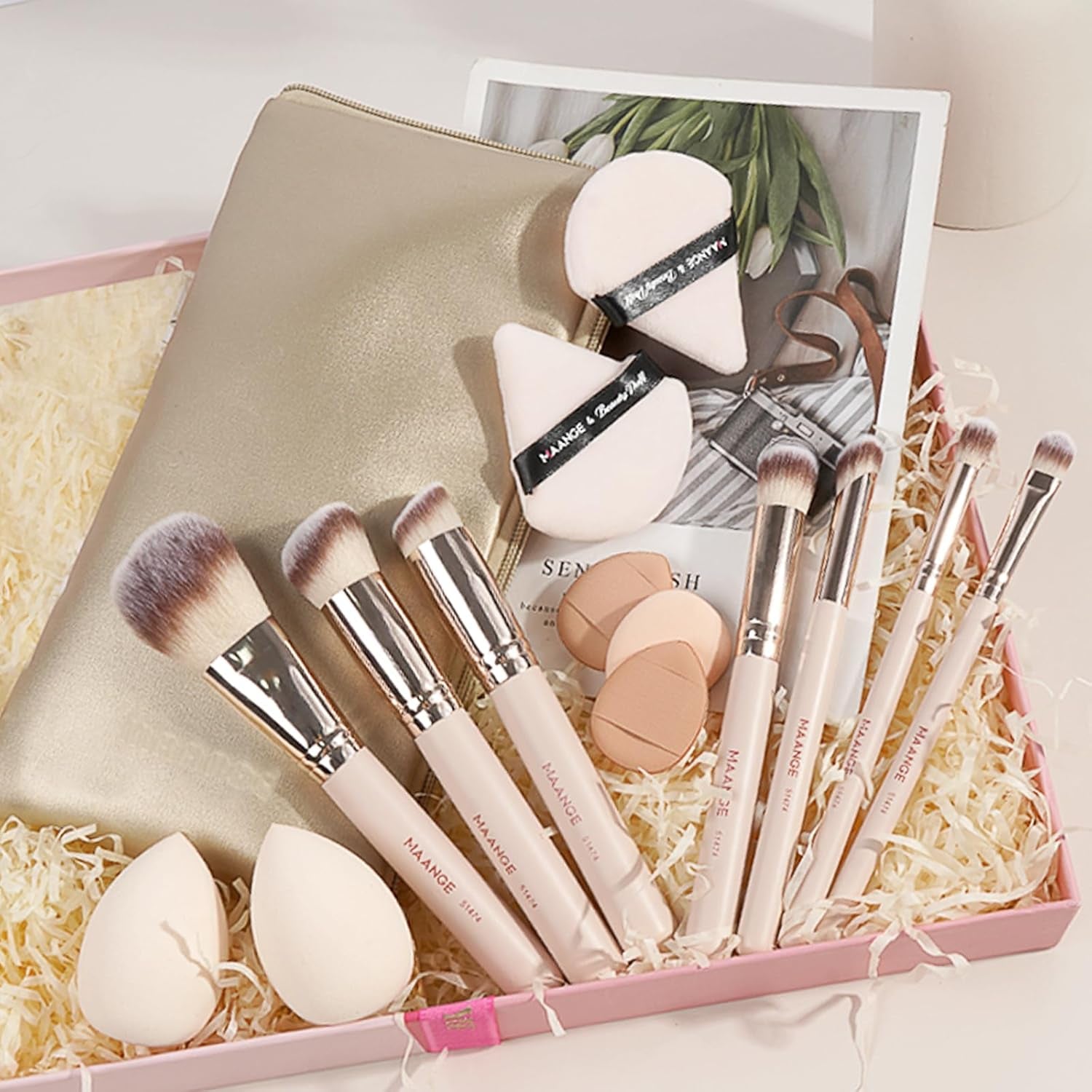 Makeup Brush Set 15 Pcs Makeup Tool Set Premium Synthetic Foundation Powder Concealers Eye Shadows Blush Brush Set with Makeup Brushes Bag (Beige)