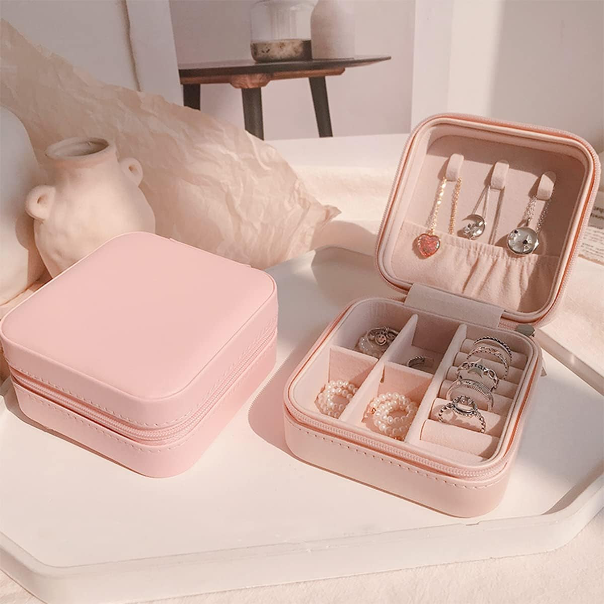 Travel Jewelry Box, Lightweight and Easy to Carry Small Jewelry Box for Earrings Rings Necklace Bracelet, Travel Jewelry Case for Women Girls, Jewelry Travel Organizer for Gifts (Pink)